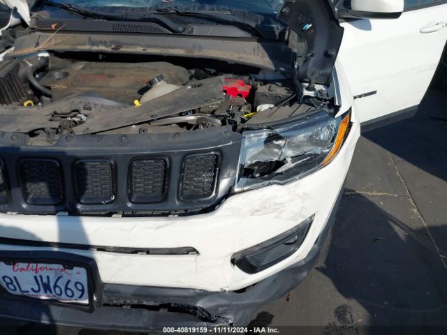 3C4NJCBBXKT692759 Jeep Compass Altitude Fwd