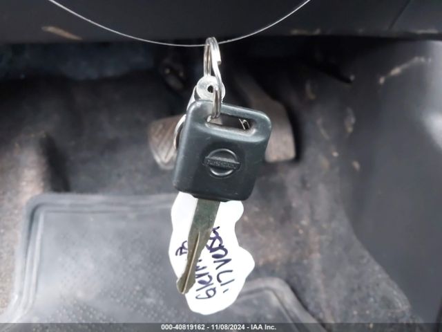 3N1CN7AP4HL903160 Nissan Versa 1.6 S+