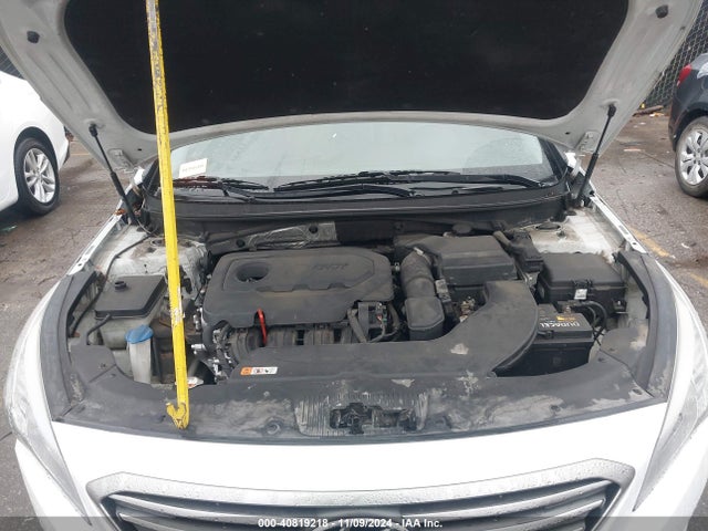 Hyundai SONATA SE 2016 5NPE24AF2GH300341 Image 10