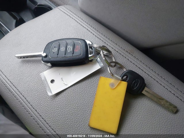 Hyundai SONATA SE 2016 5NPE24AF2GH300341 Image 11