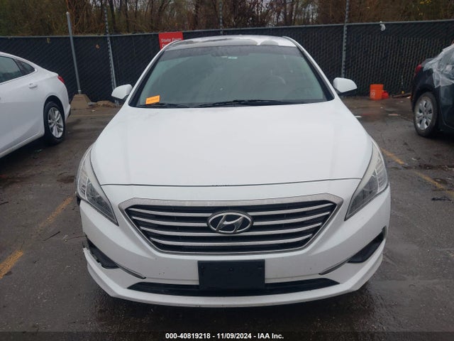 Hyundai SONATA SE 2016 5NPE24AF2GH300341 Image 13