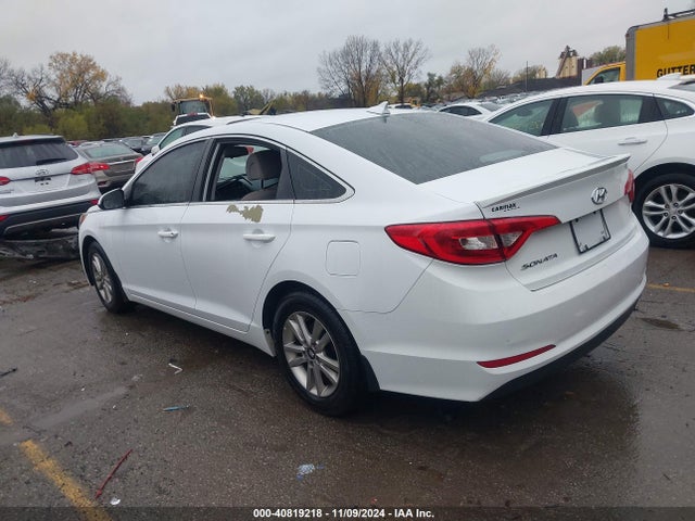 Hyundai SONATA SE 2016 5NPE24AF2GH300341 Image 3