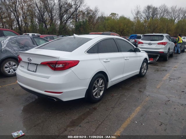 Hyundai SONATA SE 2016 5NPE24AF2GH300341 Image 4