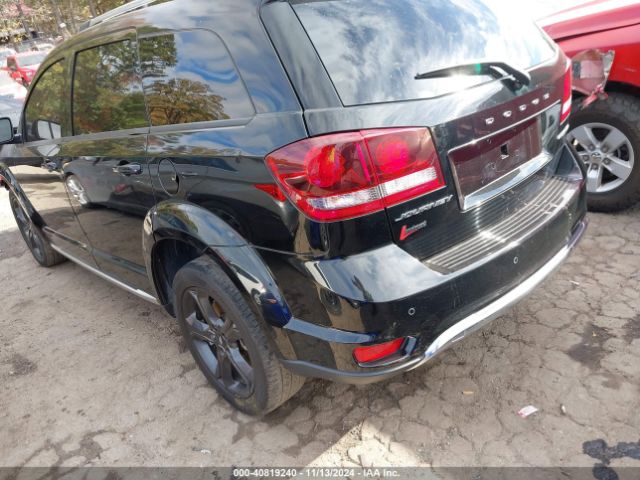 3C4PDCGB8KT773865 Dodge Journey Crossroad