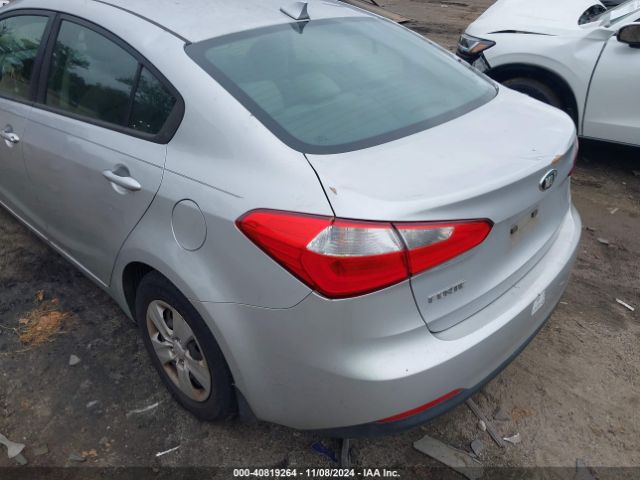 KNAFK4A67G5515814 KIA FORTE LX