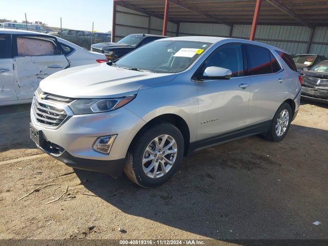 Chevrolet EQUINOX LT 2018 2GNAXJEV9J6261847 Image 2