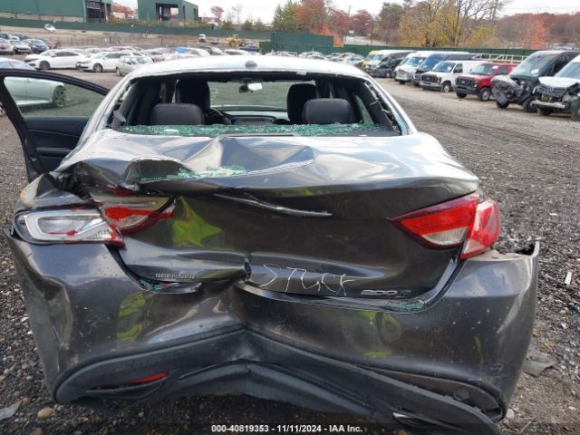 1C3CCCBB0FN675979 Chrysler 200 S
