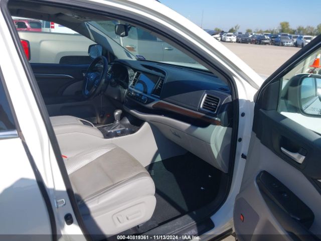 5TDYKRFHXES012496 Toyota Highlander Limited V6