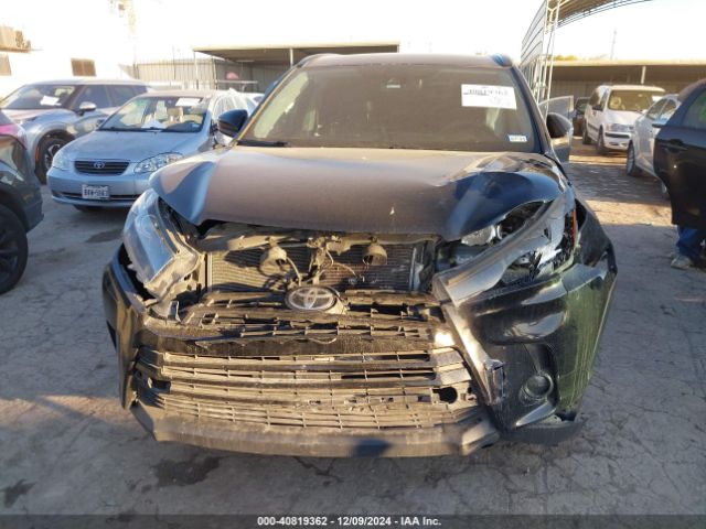 5TDKZRFH9KS327674 Toyota Highlander Se