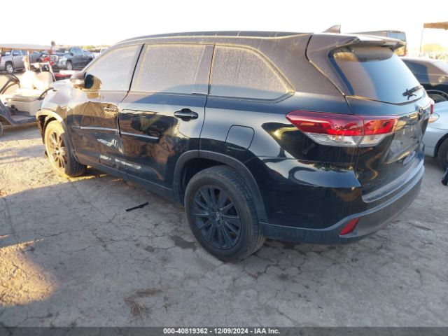 5TDKZRFH9KS327674 Toyota Highlander Se