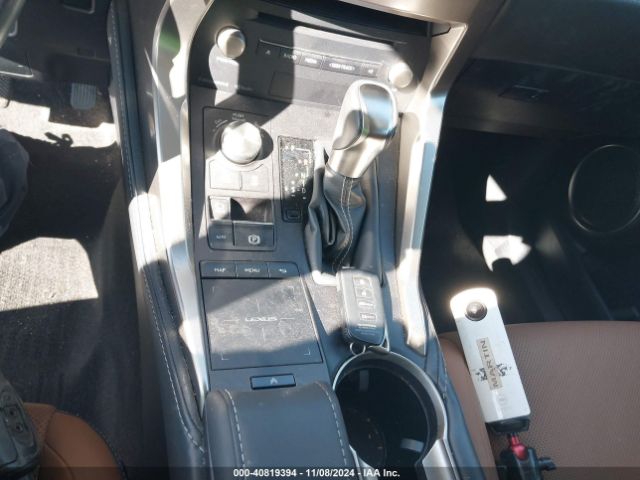 JTJBJRBZ4K2098170 Lexus NX 300H