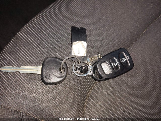 Hyundai ELANTRA SE 2018 KMHD74LF6JU623391 Image 11