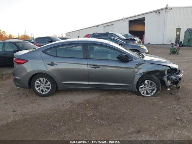 Hyundai ELANTRA SE 2018 KMHD74LF6JU623391 Image 13