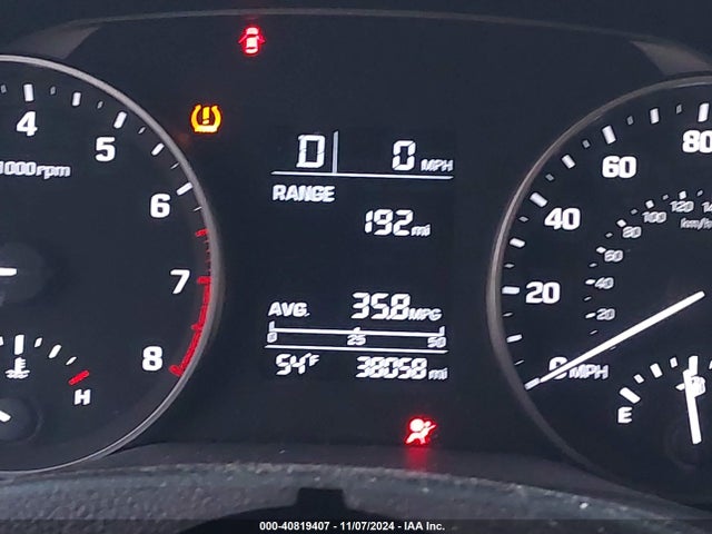 Hyundai ELANTRA SE 2018 KMHD74LF6JU623391 Image 15