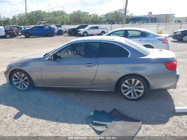 40819418 :رقم المزاد ، WBADW7C59BE727625 vin ، 2011 Bmw 328i مزاد بيع