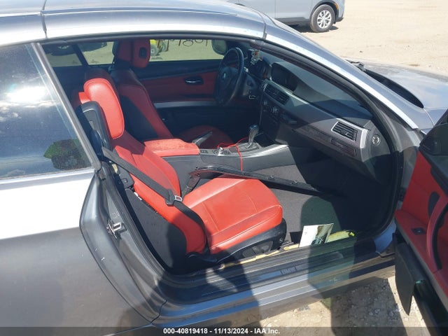 40819418 :رقم المزاد ، WBADW7C59BE727625 vin ، 2011 Bmw 328i مزاد بيع