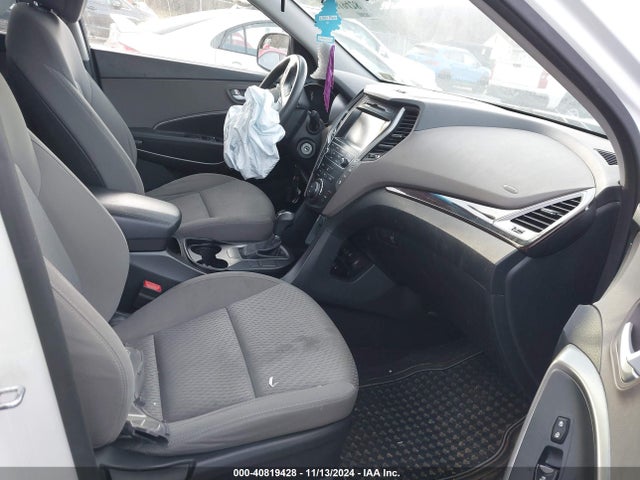 KM8SMDHF8HU201156 Hyundai Santa Fe Se