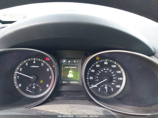 KM8SMDHF8HU201156 Hyundai Santa Fe Se