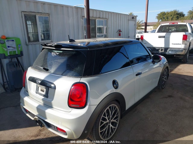 2015 MINI HARDTOP WMWXP7C50F2A35290 Photo 3