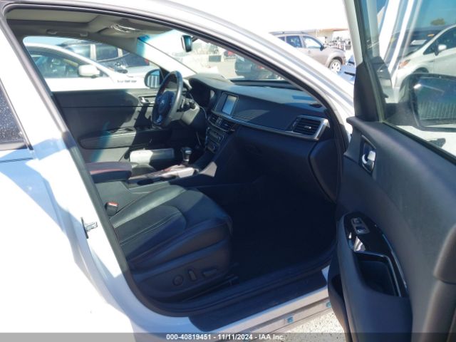 5XXGW4L28JG227972 KIA Optima Sx Turbo
