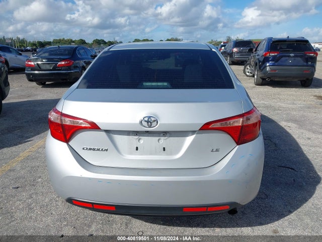 Toyota COROLLA LE 2018 2T1BURHEXJC071845 Image 16
