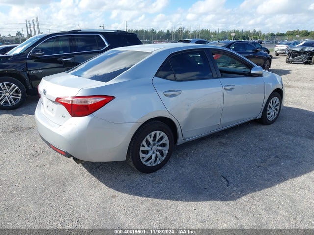 Toyota COROLLA LE 2018 2T1BURHEXJC071845 Image 4