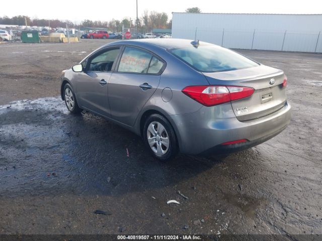 KNAFX4A67G5527110 KIA FORTE LX