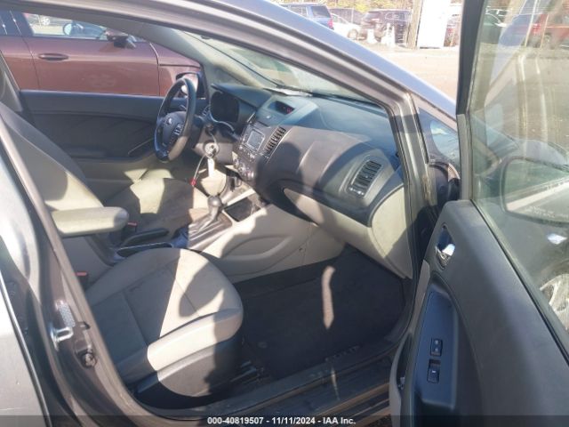 KNAFX4A67G5527110 KIA FORTE LX