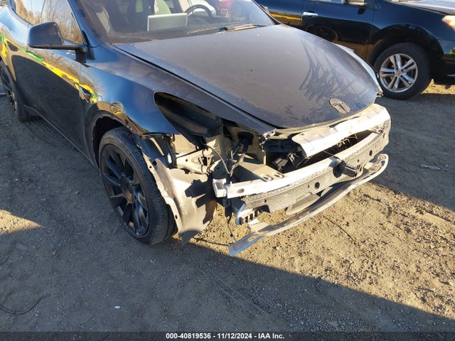 2021 TESLA MODEL Y 5YJYGDEE5MF180707 Photo 5