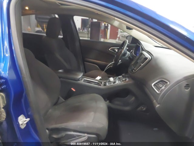 1C3CCCAB6GN143235 Chrysler 200 Limited