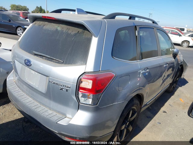JF2SJGWC6JH483224 Subaru Forester 2.0xt Touring