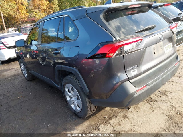 Toyota RAV4 LE 2019 JTMK1RFV0KJ012787 Image 3