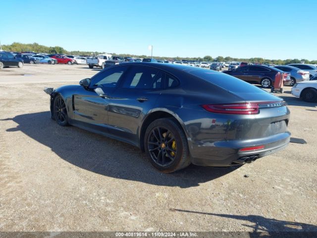 WP0AA2A73JL101073 Porsche PANAMERA 4
