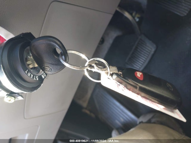 Hyundai ELANTRA SE 2018 5NPD74LF4JH334346 Image 11
