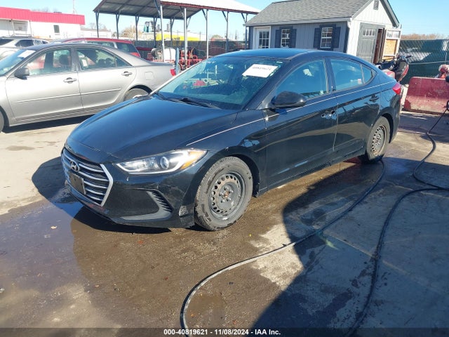 Hyundai ELANTRA SE 2018 5NPD74LF4JH334346 Image 2