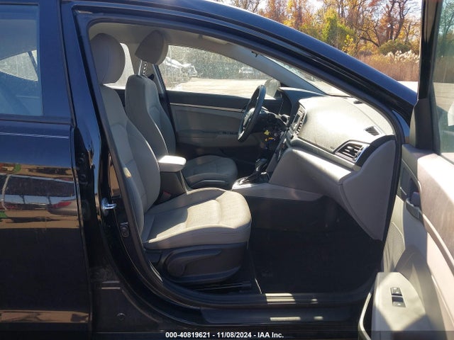 Hyundai ELANTRA SE 2018 5NPD74LF4JH334346 Image 5