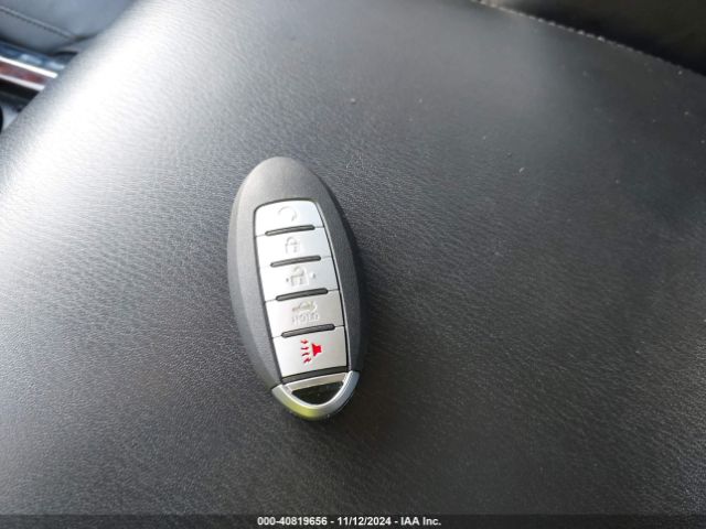 JN8AZ2NF5G9613910 Infiniti QX80