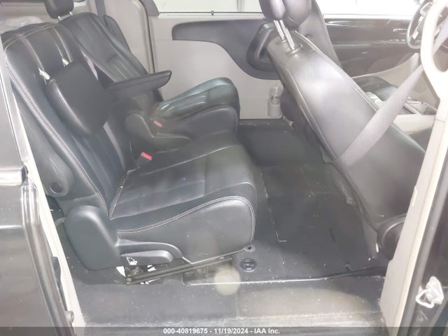 2C4RC1BG6FR562515 Chrysler Town & Country Touring