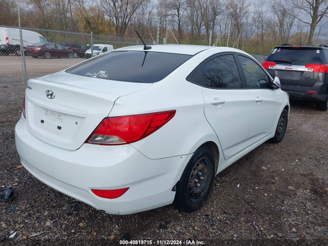 Hyundai ACCENT GLS 2015 KMHCT4AE1FU897719 Image 4