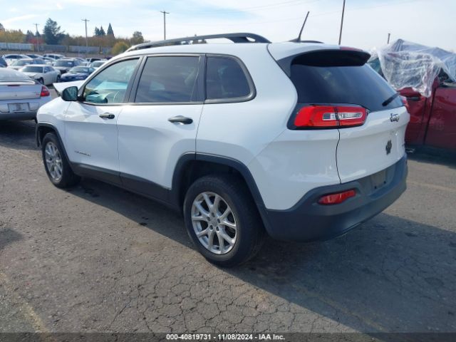 1C4PJLAB8HW561729 Jeep Cherokee Sport Fwd