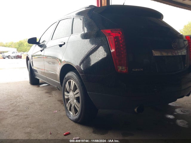 2011 CADILLAC SRX 3GYFNAEYXBS622630 Photo 2