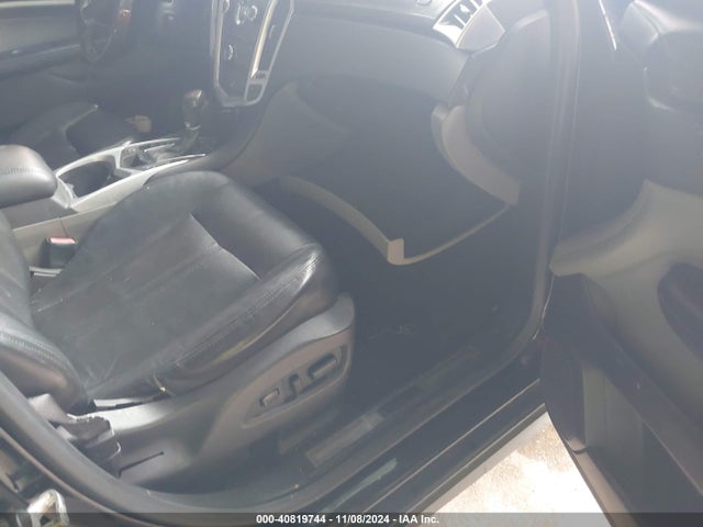 2011 CADILLAC SRX 3GYFNAEYXBS622630 Photo 4