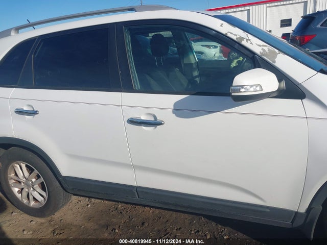 KIA SORENTO LX 2014 5XYKT3A68EG479273 Image 13