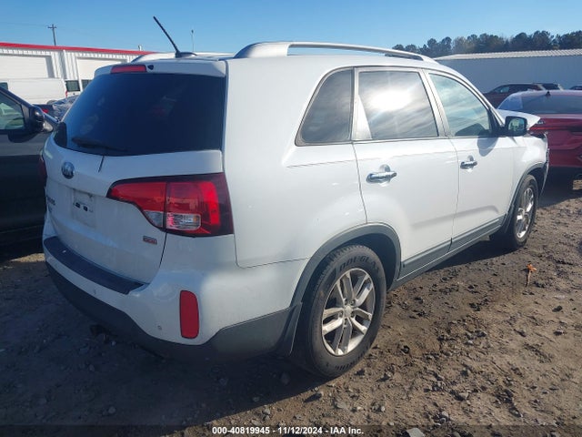 KIA SORENTO LX 2014 5XYKT3A68EG479273 Image 4