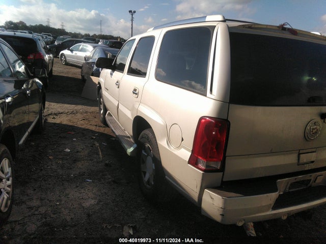 2006 CADILLAC ESCALADE 1GYEC63N66R125610 Photo 2