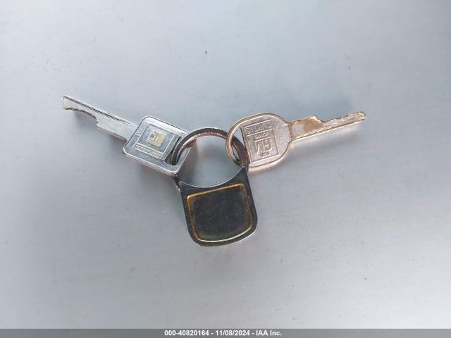 1983 CADILLAC SEVILLE 1G6AS6985DE816336 Photo 10