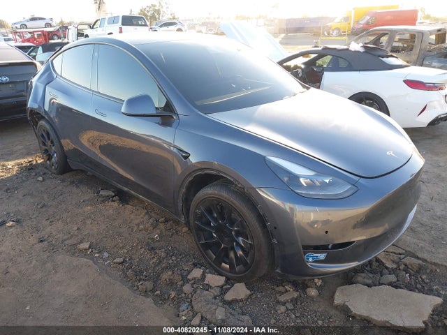 2021 TESLA MODEL Y 5YJYGDED2MF110296 Photo 0