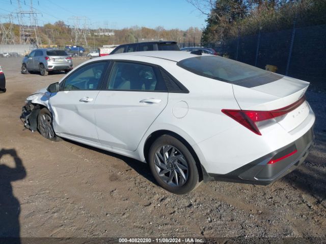 KMHLM4DG2RU681862 Hyundai ELANTRA SEL