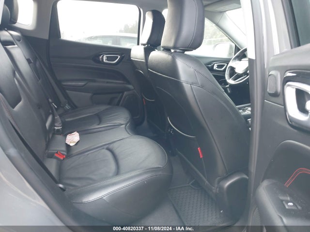 3C4NJDDB8NT164886 Jeep Compass Trailhawk 4x4