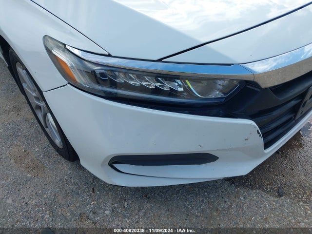 Honda ACCORD LX 2018 1HGCV1F12JA018436 Image 17